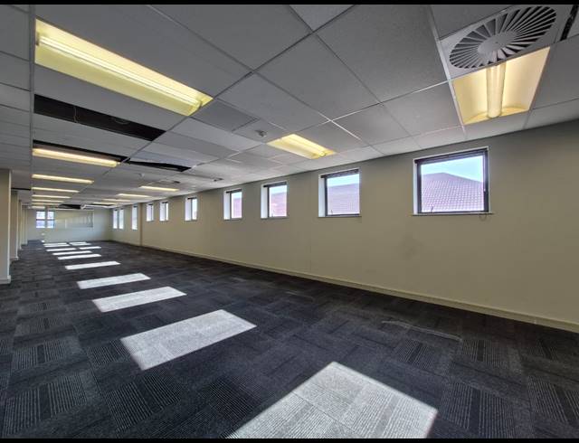 180M² OFFICE TO LET IN WAVERLEY